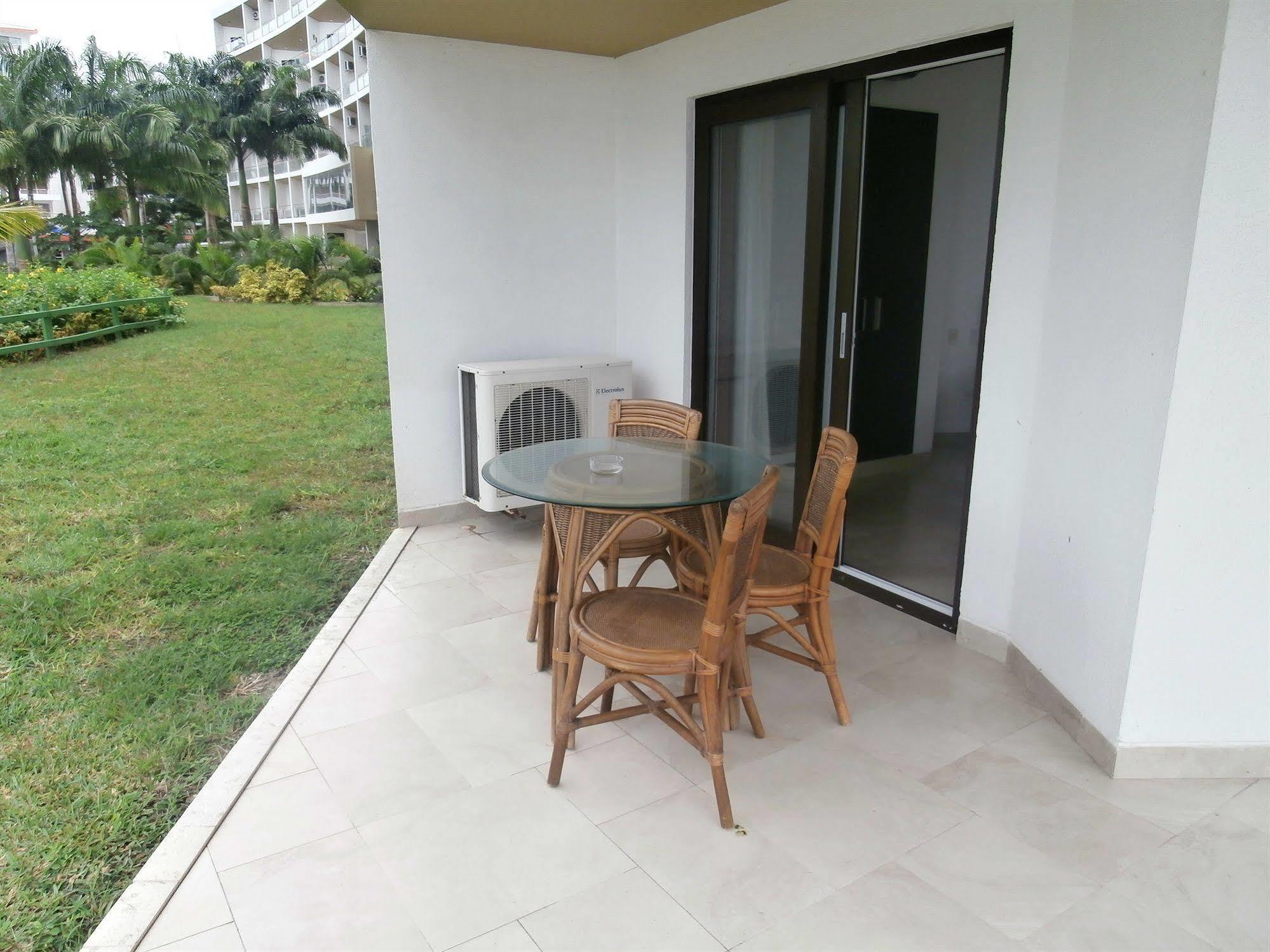טונסופה Hotel Makana Resort מראה חיצוני תמונה
