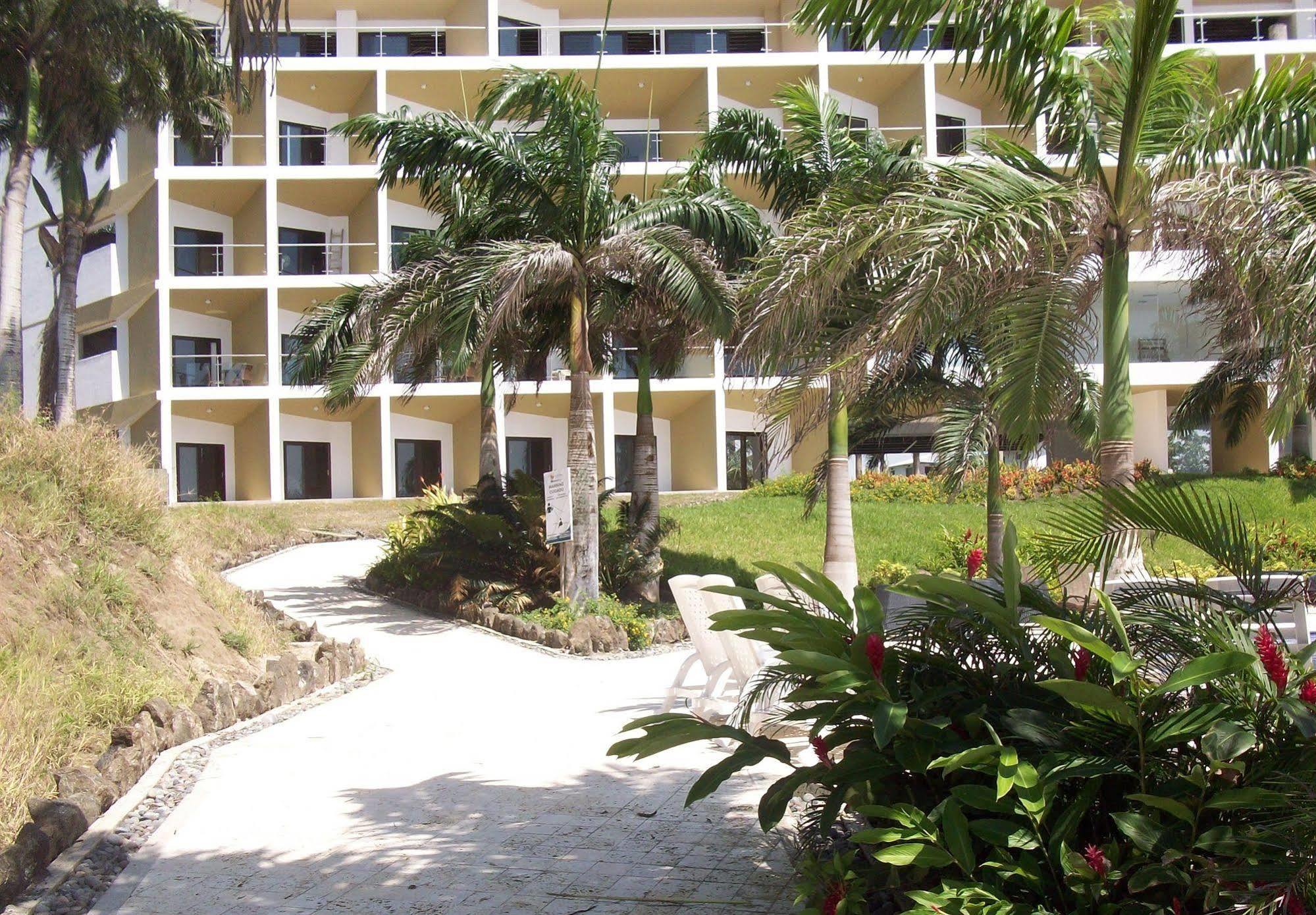 טונסופה Hotel Makana Resort מראה חיצוני תמונה